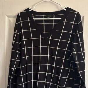 Worthington Black and White Patterned Sweater